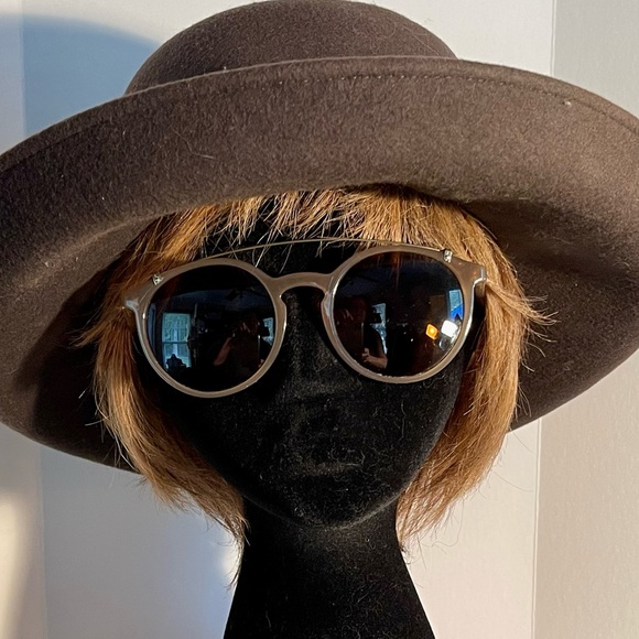 Ladies “VOGUE” Sunglasses in Original Case main image 6